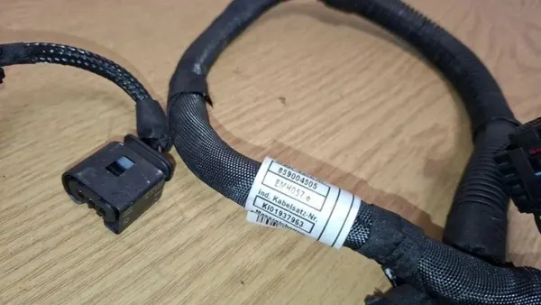OEM 8590044 Ruiskutusputket BMW X3 Hybridille image 5