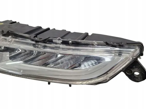 Citroen C4 Picasso II vänster DRL-lampa OEM 9676036580 image 10