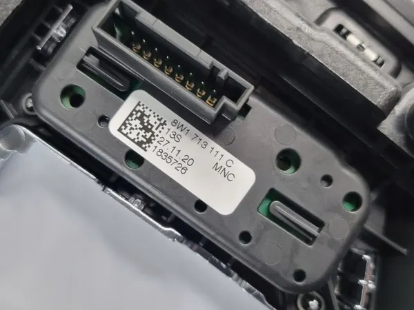 Mola de ar Audi A4/S4 B9 8W1864261H - Usado image 6