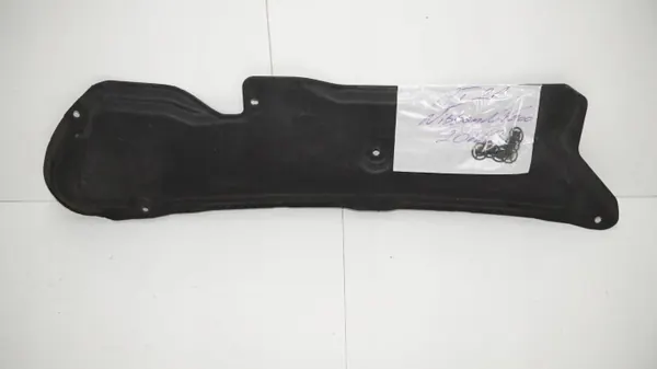 Isolation de capot OEM 360186765 pour Nissan NV200 image 3