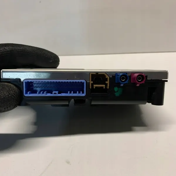 Renault eCall-modul OEM 2591A9672R - Begagnad image 3