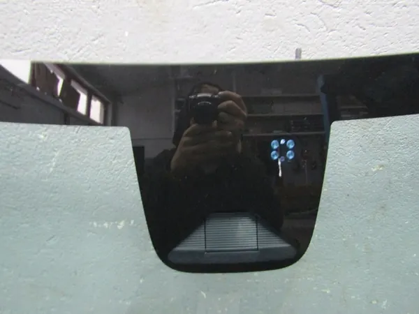 HONDA e:NY1 Framscheibe image 2