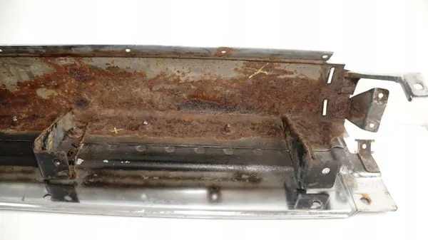 Pare-chocs arrière OEM 362995317 pour Mitsubishi Pajero 99-03 image 5