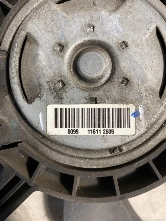 Ventilateur radiateur Citroen DS3 OEM 9662872380-00 (2009-2014) image 7