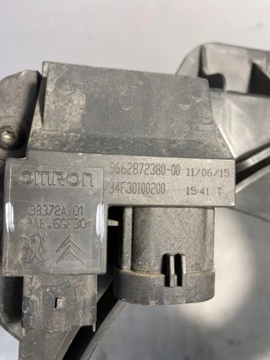 Ventilateur radiateur Citroen DS3 OEM 9662872380-00 (2009-2014) image 8