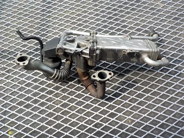 VOLKSWAGEN POLO V SKODA FABIA 1.2 TDI Pakokaasujäähdytin 03P131512E image 4