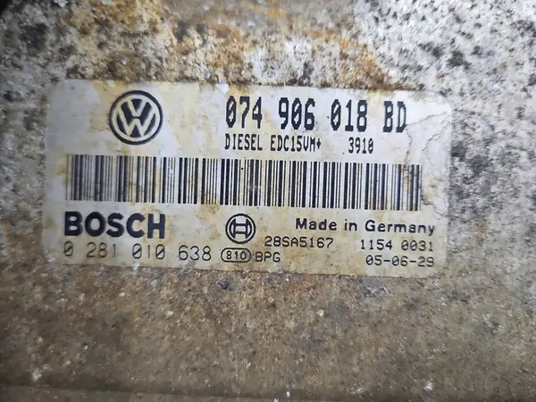 Unité de contrôle moteur VW LT II 2.5 TDI image 3