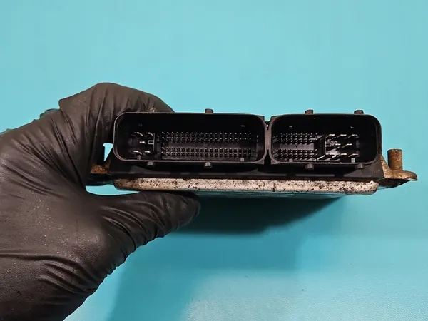 Unité de contrôle moteur VW LT II 2.5 TDI image 4