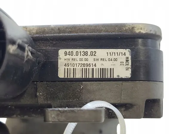 Jäähdytinpuhaltimen rele Volvo V60 OEM 940013802 image 4