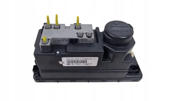 Mercedes CLK W208 centrale vergrendelpomp OEM 2108002748 image 2