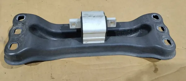 Suporte de montagem da caixa Mercedes E-Class W213 A2052420901 image 2