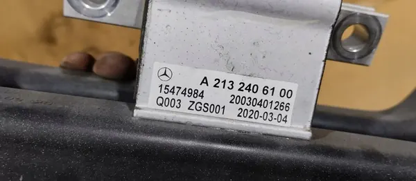Suporte de montagem da caixa Mercedes E-Class W213 A2052420901 image 5