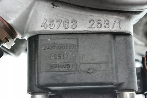 Mercedes-jakaja OEM 0438121043 Käytetty Osat image 4