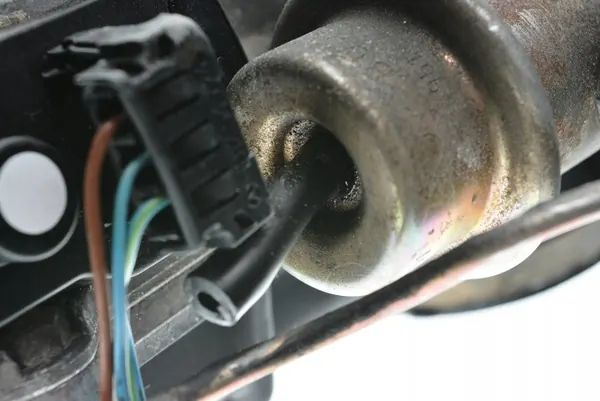 Mercedes-jakaja OEM 0438121043 Käytetty Osat image 8