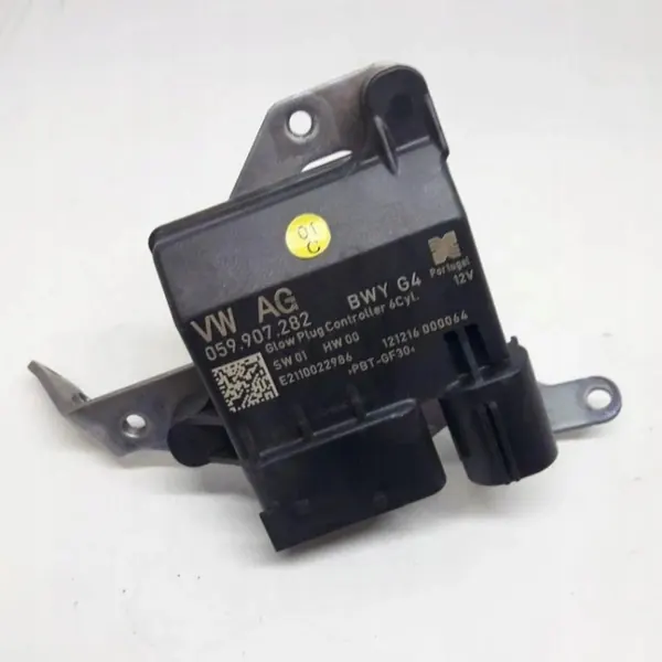 Glühkerzenrelais OEM 059907282 für Audi 3.0 TDI image 2
