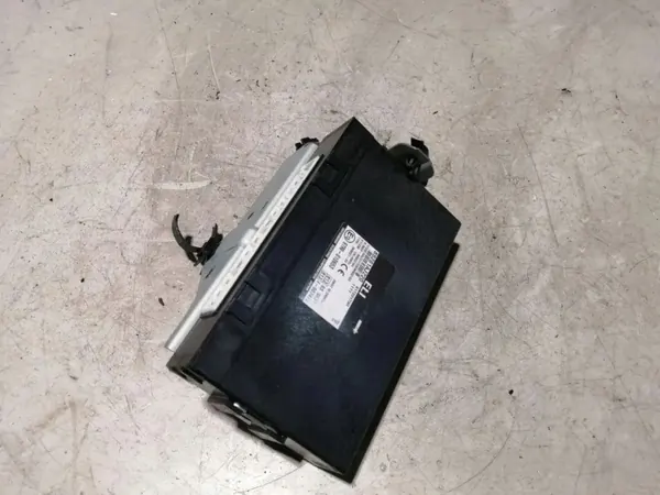 Subaru Comfortmodule OEM 88281AJ220 - Gebruikt image 3