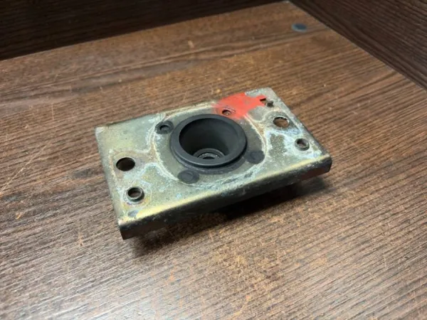 Renault OE 8200199149 Support de Moteur image 5
