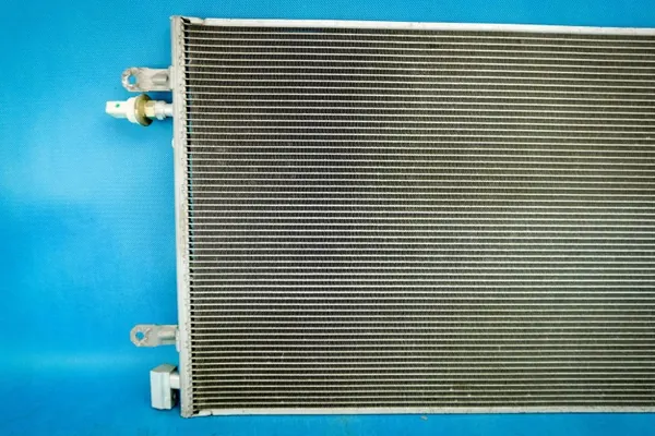 A/C-kondensaattorianturi OEM 4F0260401E Audi A6 4F:lle image 6