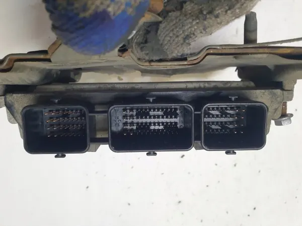OEM 9663518680 ECU Motor Citroen Xsara Picasso 1.6 image 4