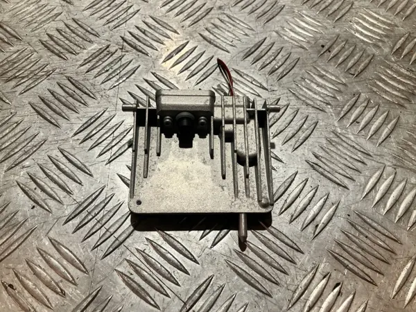Mercedes etukamera OEM A2139007211 E-Class Cabriolle image 2