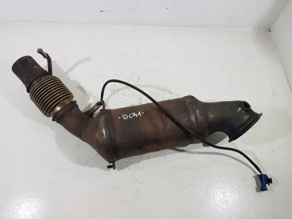 BMW OEM 7618670 7618659 Gebrauchter Katalysatorfilter image 2