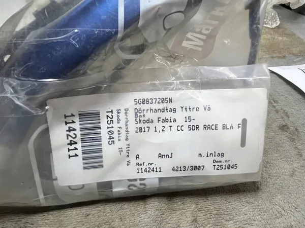 SKODA FABIA VASEN ETUOTTO OEM 5G0837205N image 3