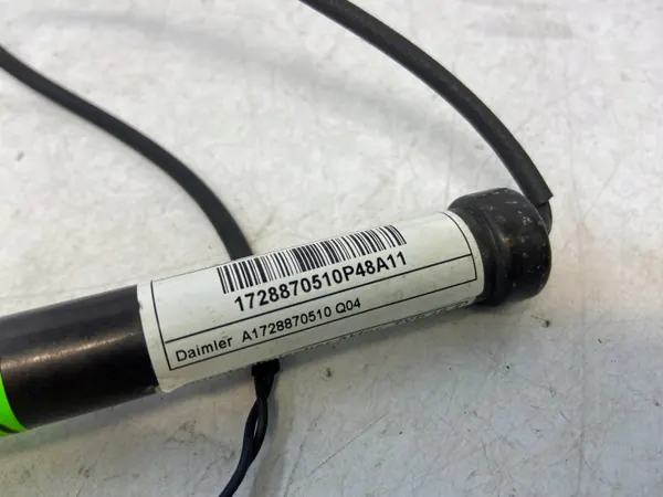 OEM A1728870510 Pyrotechnische Motorkapscharnierlading image 3