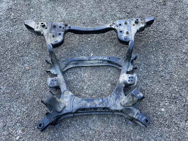 OEM 12345 etujarrutarvikkeet Toyota Mirai II:lle image 2