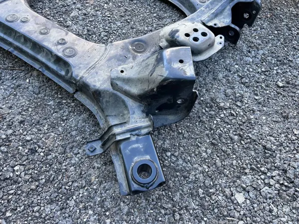 OEM 12345 etujarrutarvikkeet Toyota Mirai II:lle image 4
