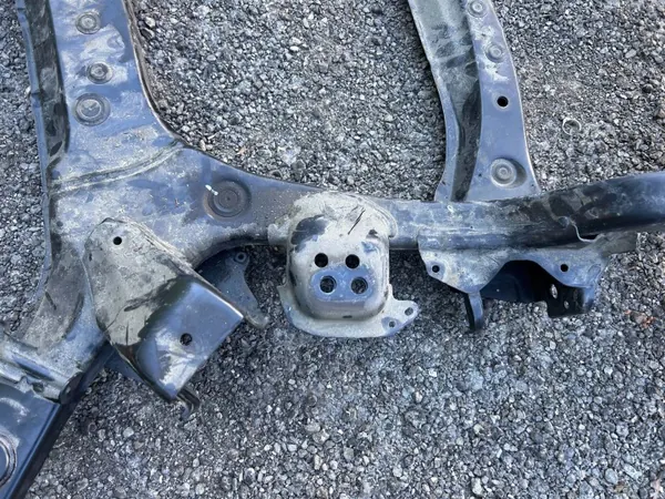 OEM 12345 etujarrutarvikkeet Toyota Mirai II:lle image 5