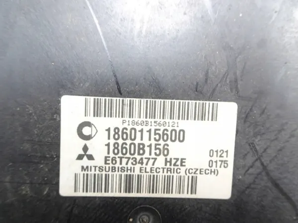Computadora Mitsubishi OE 1860115600 - Usada image 4