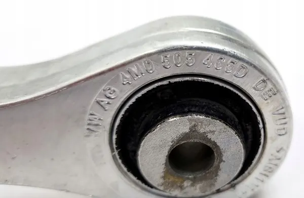 Collegamento stabilizzatore posteriore Audi Q7 4M 4M0505465D image 5