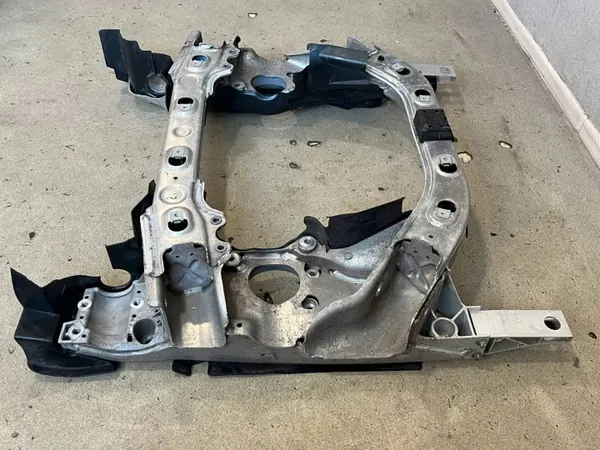 Mercedes-Benz Etuaputuki OEM A2226200187 image 6