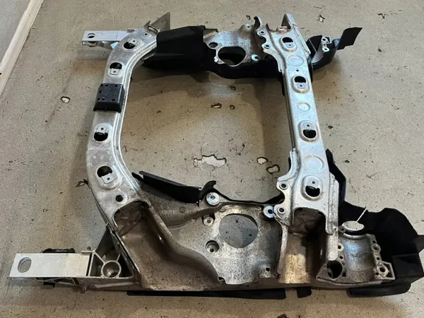 Mercedes-Benz Etuaputuki OEM A2226200187 image 9