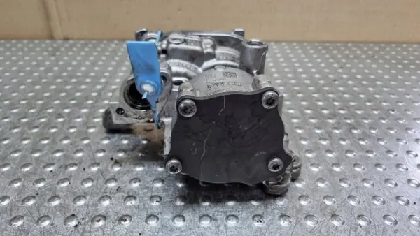 Bomba de óleo OEM 04L145208K para VW 2.0 TDI image 4