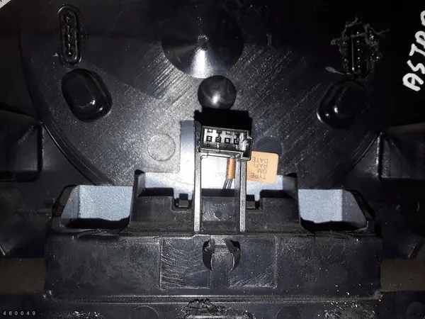 OPEL ASTRA J HB 1.7 CDTI Alça do porta-malas 13372619 image 5