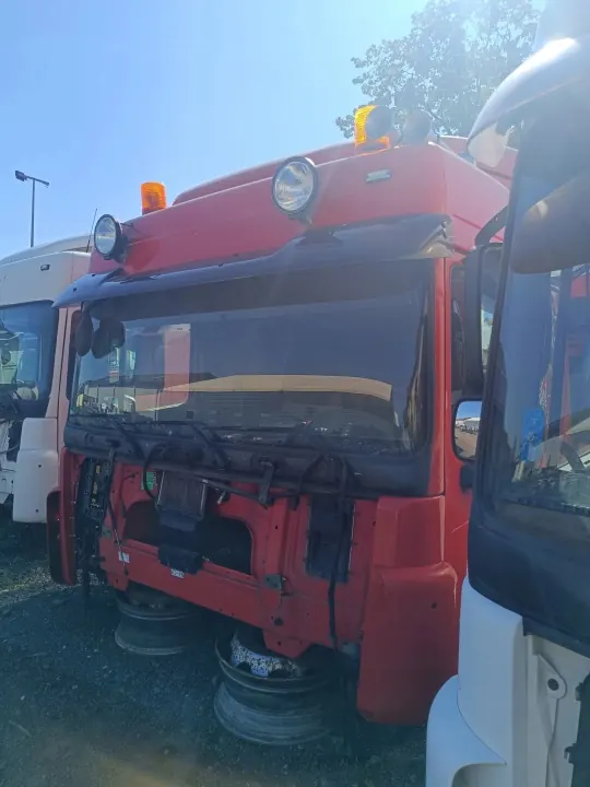 Cabina DAF XF 105 usada - OEM XF 105 image 6