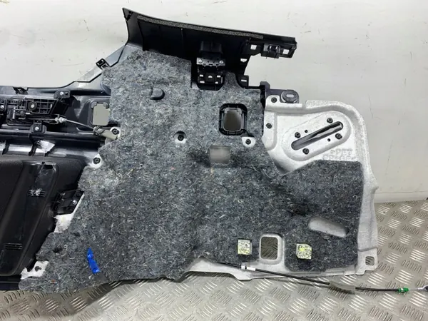 Spaarwielkuip paneel OEM 94037AN020 - Subaru Outback image 8