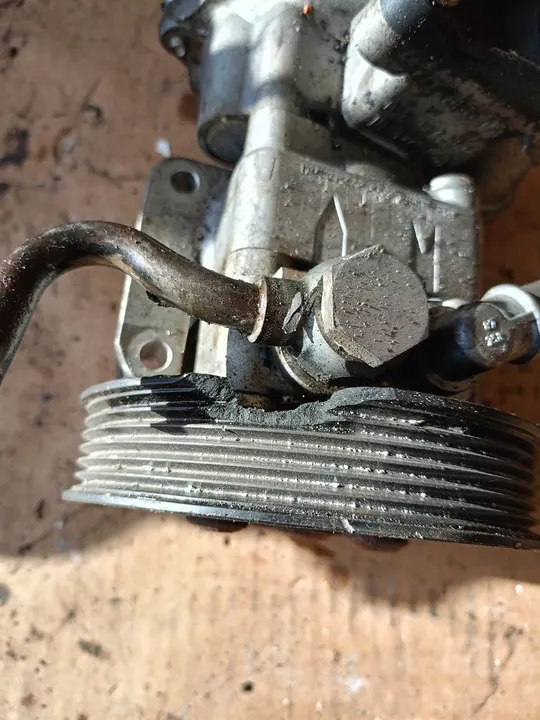 Bomba hidráulica BMW direção 6 780 413 image 2