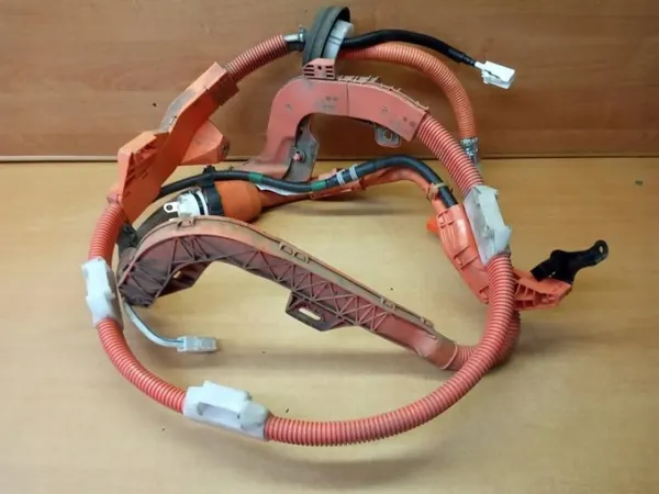 Toyota Höghållarkablar - Begagnade OEM-delar image 2