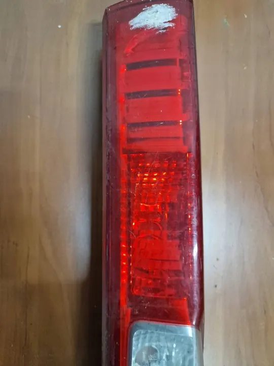 RENAULT TRAFIC LAMPA TYLNA LEWA 8200415251 image 2