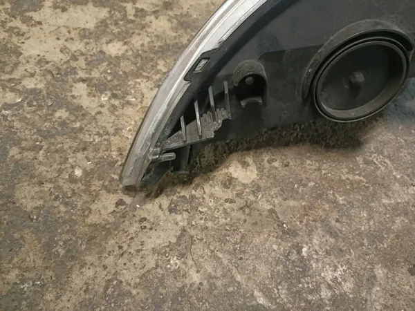 Oikea ajovalaisin Ford Mondeo MK4 2007-2014 image 3