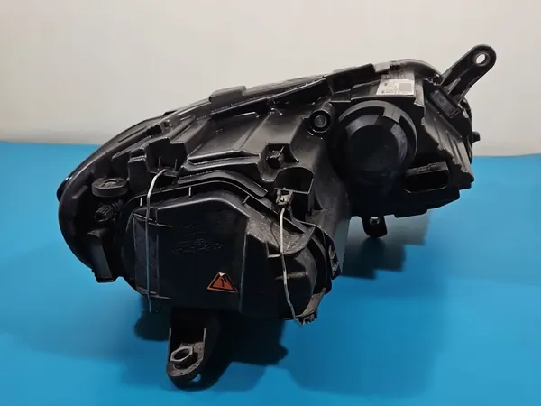 Vasen Bi-Xenon LED Ajovalot VW Passat B7 image 8