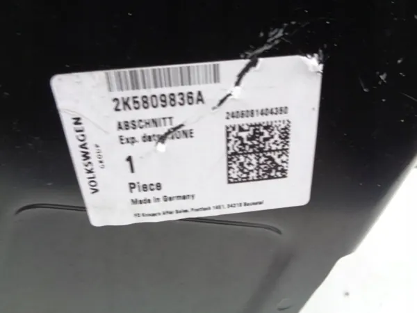 OEM 2K5809836A Oikea etupilari VW Caddy 2K:lle image 3