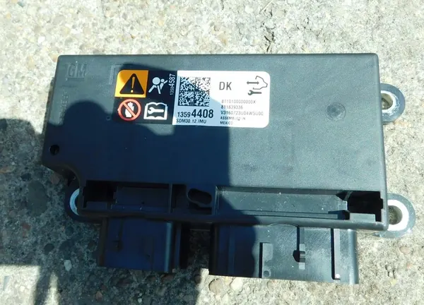 OPEL MOKKA Ohjauspaneeli Konsoli Ilmatyynymoduuli OEM 55485507 image 5