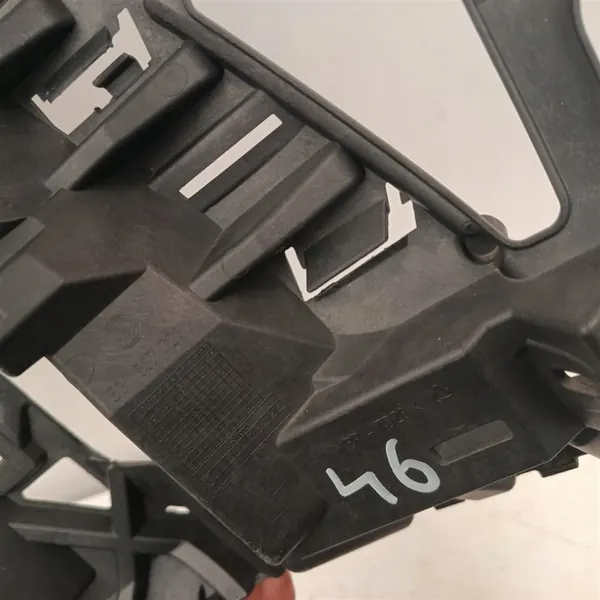 Deslizamento de para-choque dianteiro esquerdo VW Golf 7 VII GTI 12-16 OEM image 6