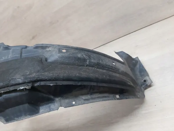 Toyota Corolla E15 Front Left Wheel Arch 53876-12410 image 3