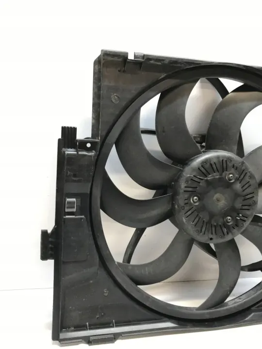 BMW Kühlerlüfter OEM 8641946-02 - Gebraucht image 3