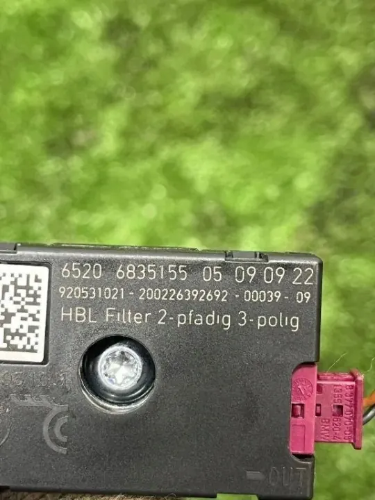 BMW OEM 200226392692 Antennenverstärker - Gebraucht image 3