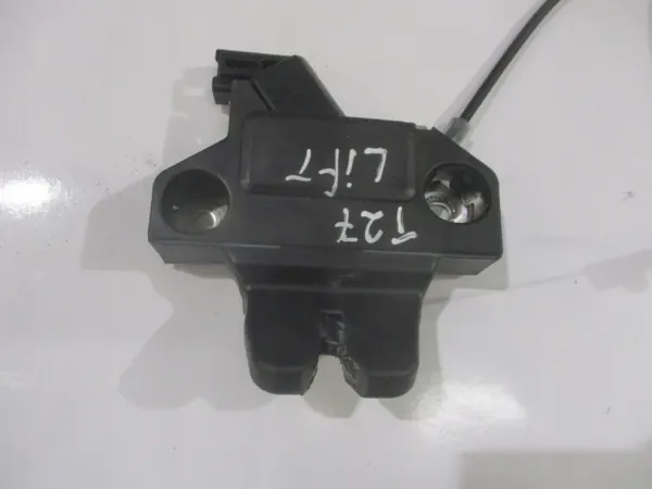 Kofferbakslot OEM COE959 voor Toyota Avensis T27 Sedan image 5
